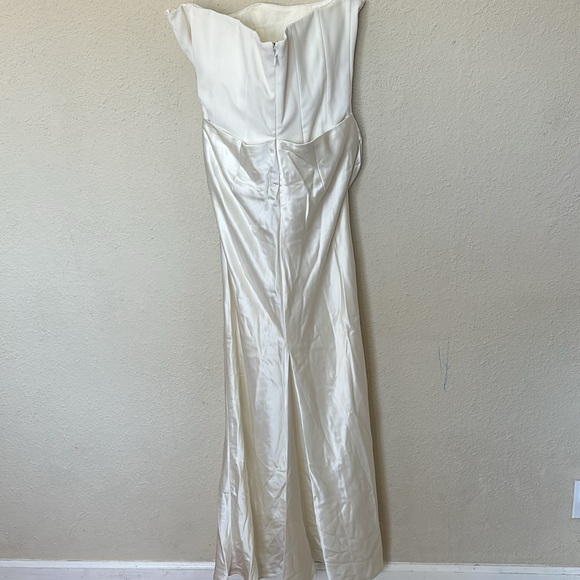 HOUSE OF CB 'Persephone' Ivory Strapless Corset Dress NWOT size S - Picture 3 of 13